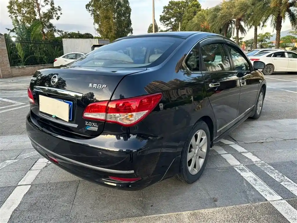 Nissan Sylphy 2009 2.0XL CVT Luxury