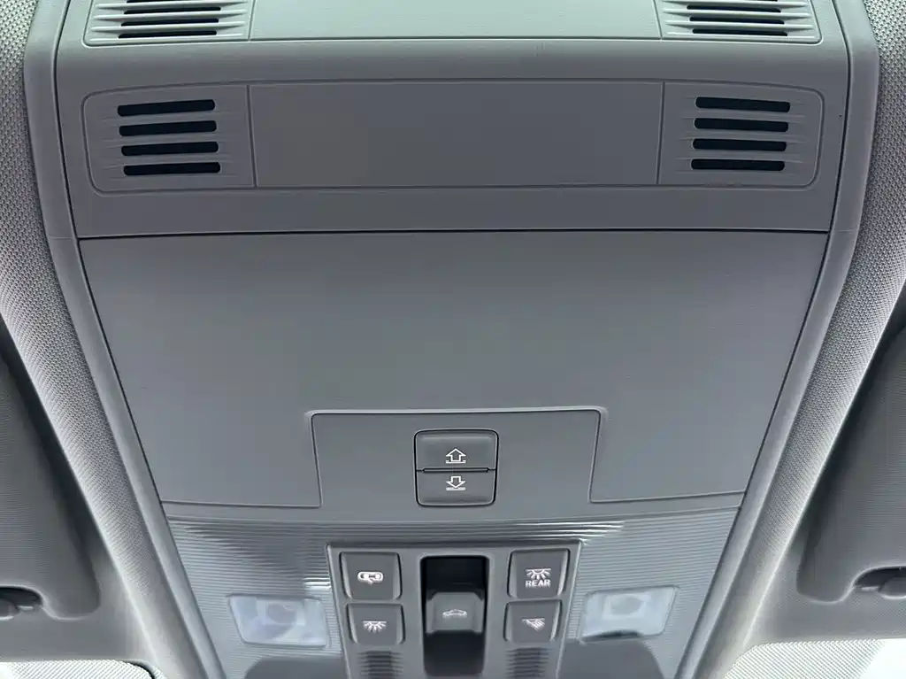 Volkswagen Sagitar — миниатюра 17
