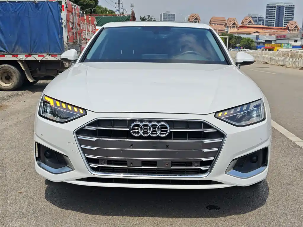 Audi A4L — миниатюра 2