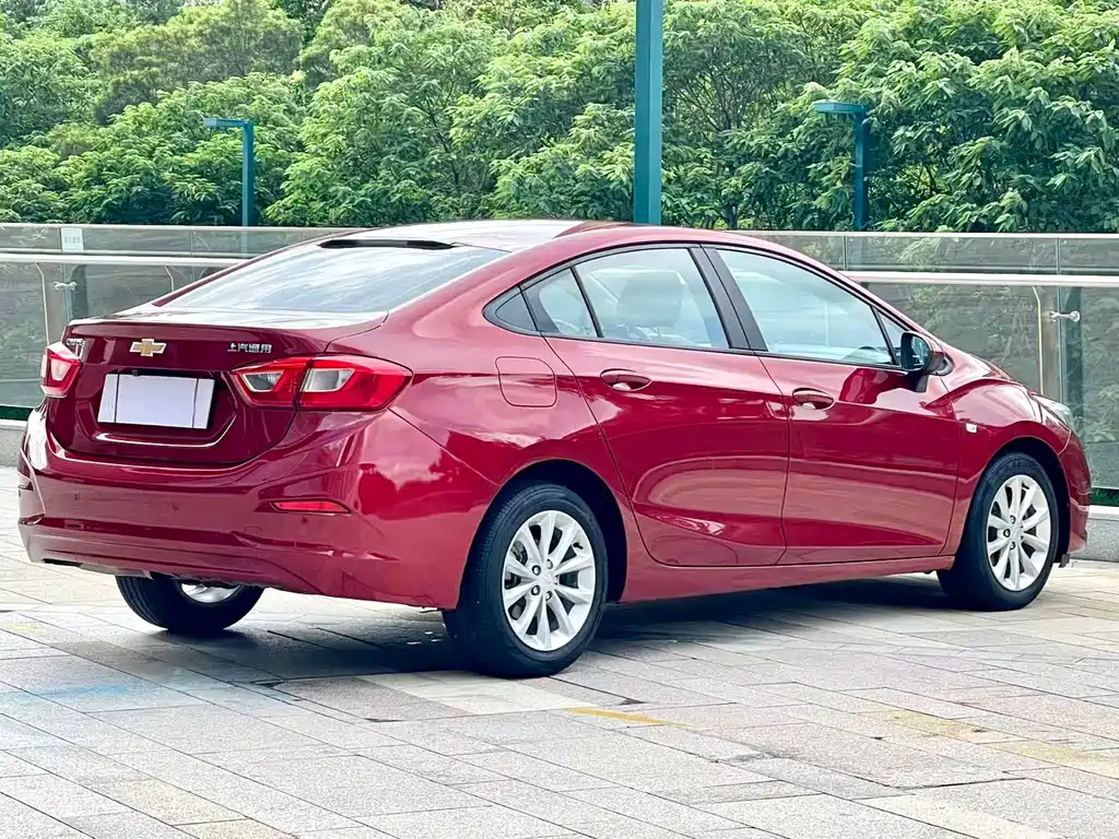 Chevrolet Cruze — миниатюра 4