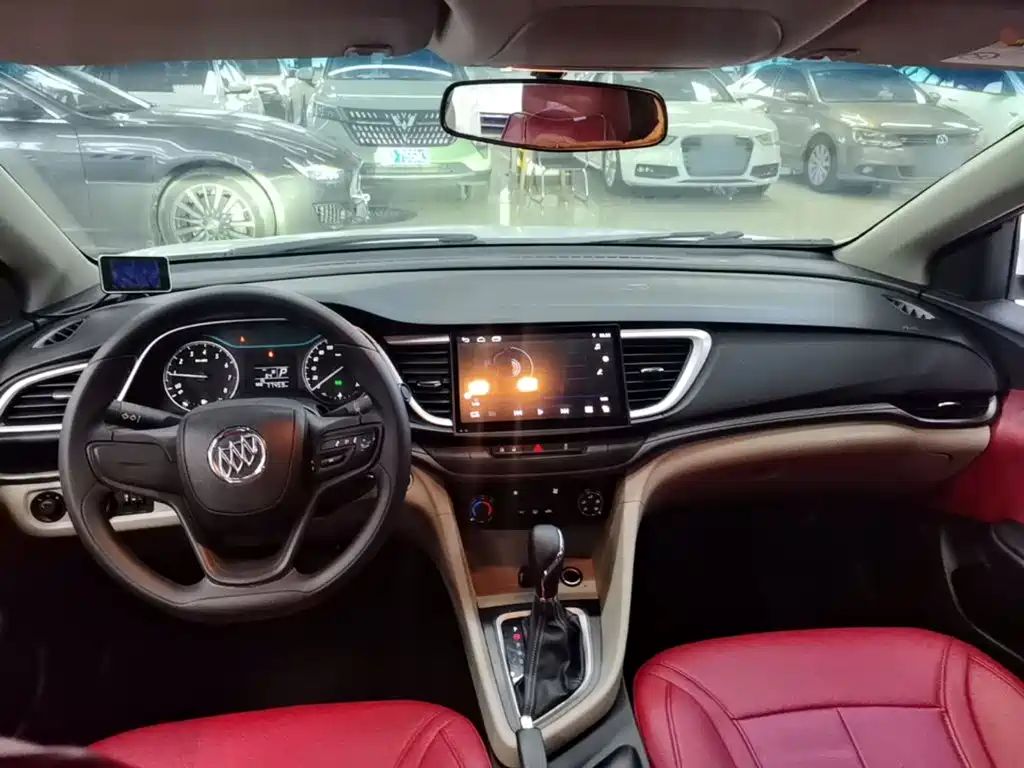 Buick Excelle — миниатюра 10