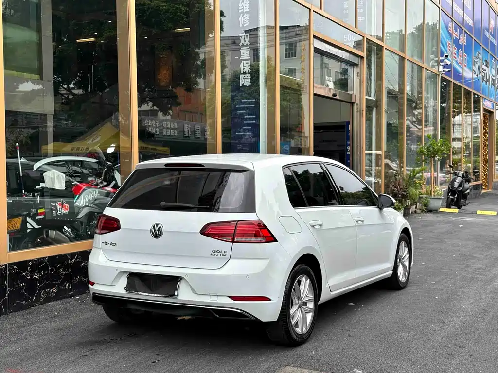 Volkswagen Golf — миниатюра 20