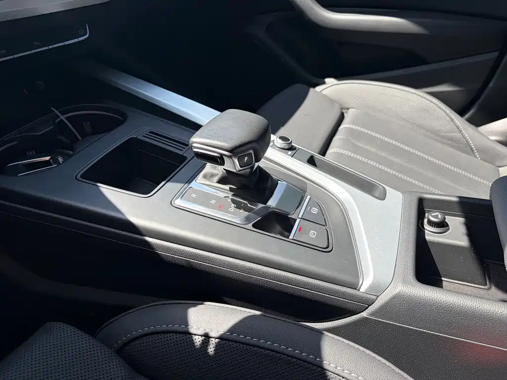 Audi A4L — миниатюра 18