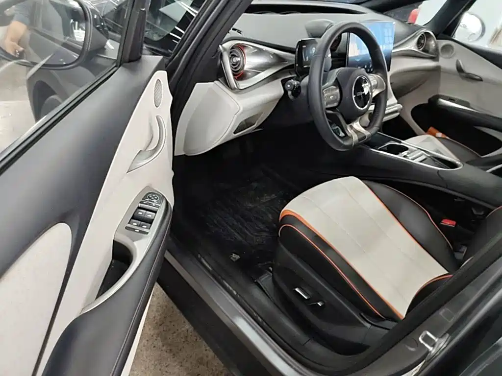 BYD Dolphin — миниатюра 16