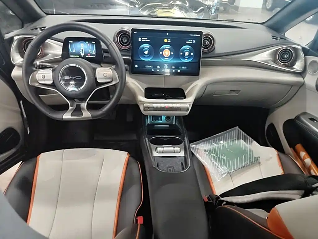 BYD Dolphin — миниатюра 10