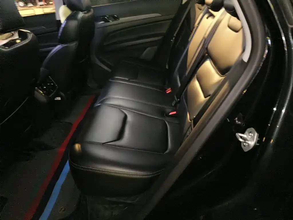 Ford Equator Sport — миниатюра 22