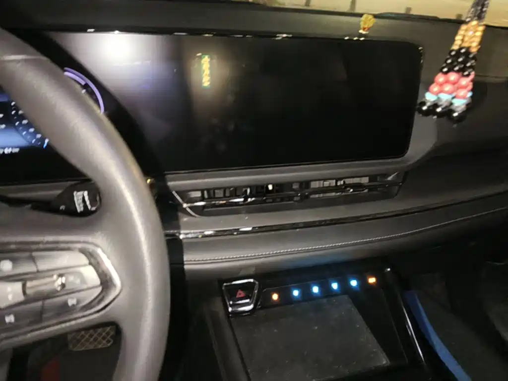 Ford Equator Sport — миниатюра 18