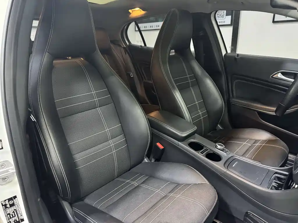 Mercedes-Benz GLA (Import) — миниатюра 16