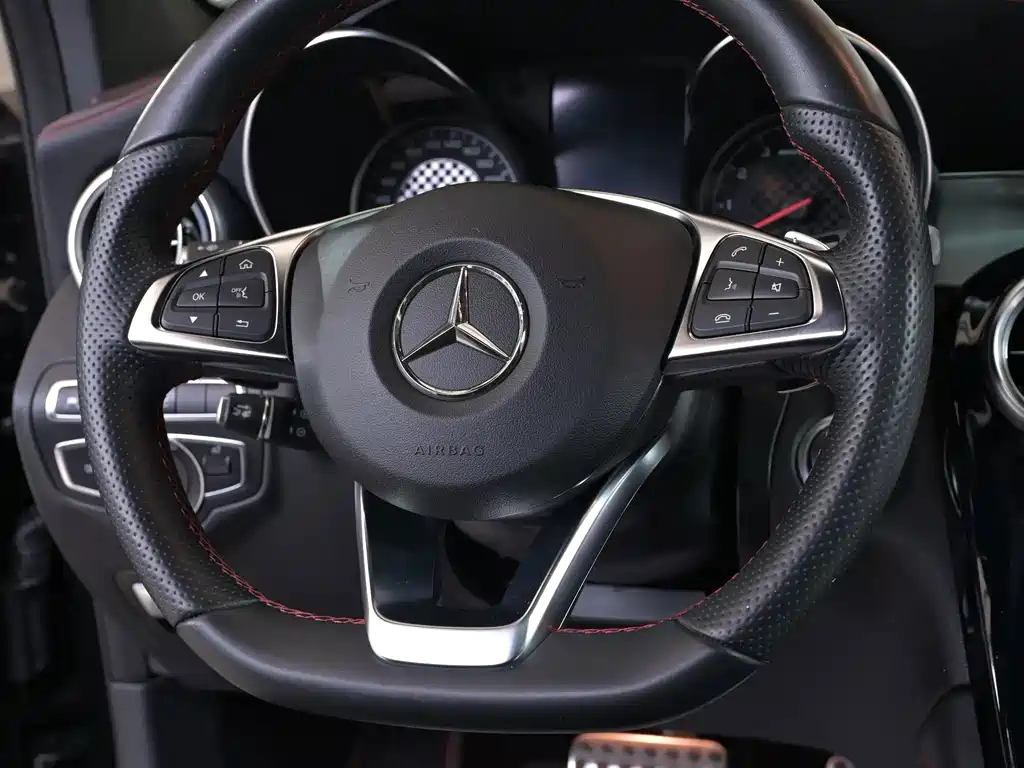 Mercedes-Benz GLC AMG — миниатюра 9
