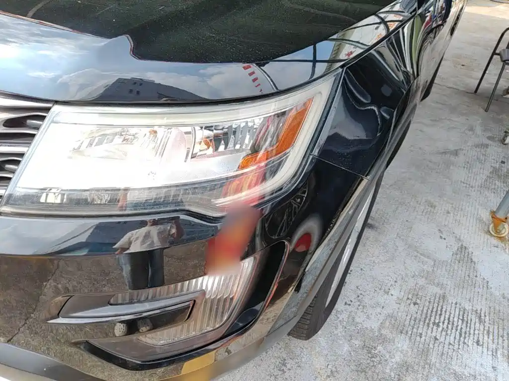 Ford Explorer (Import) — миниатюра 24
