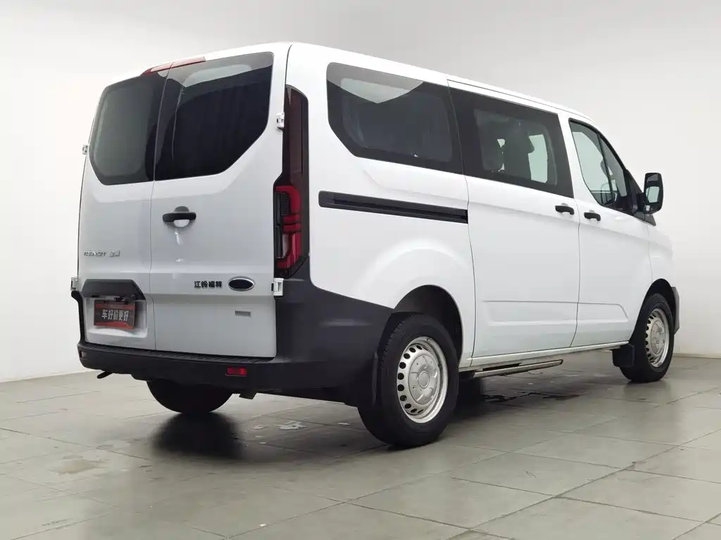 Ford Transit — миниатюра 2