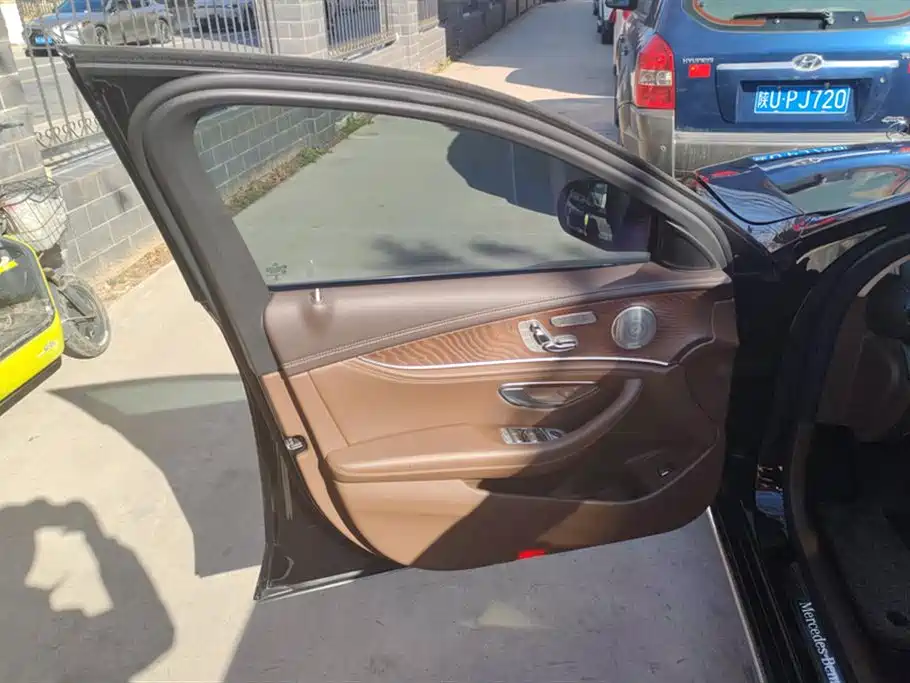 Mercedes-Benz E-Class E 2023 E 300 L Luxury
