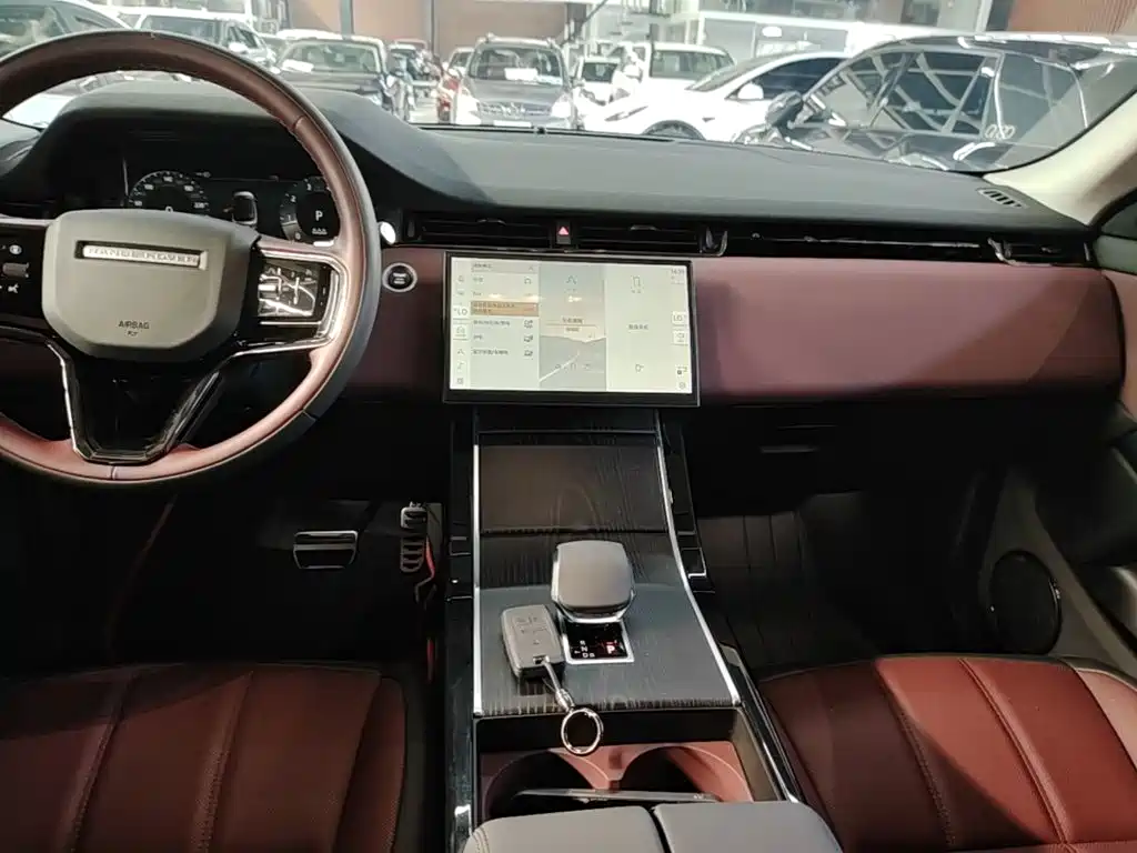 Land Rover Evoque — миниатюра 13