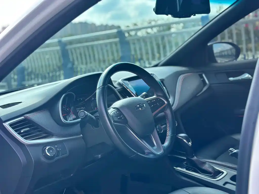 Chevrolet Monza — миниатюра 8