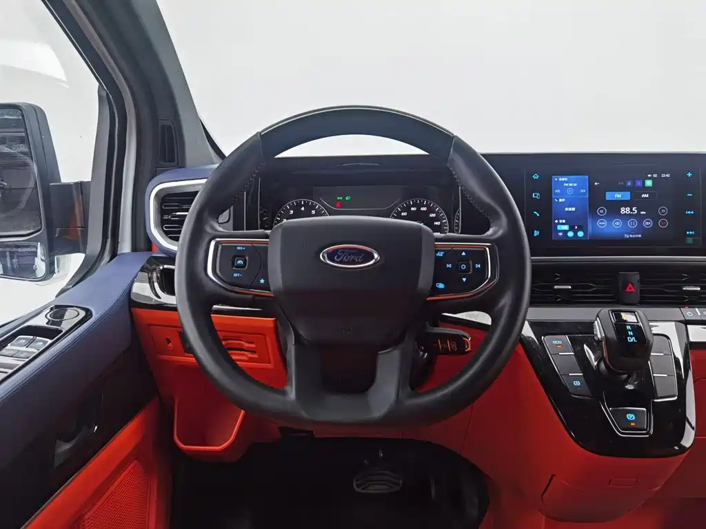 Ford Transit — миниатюра 11