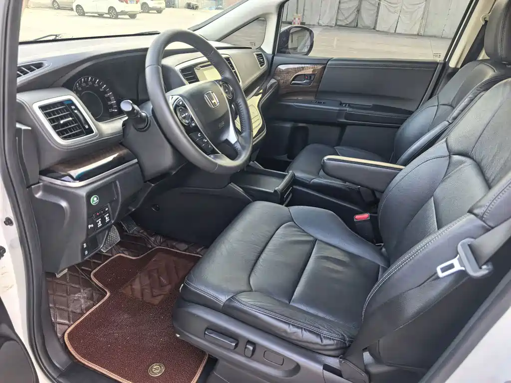 Honda Odyssey — миниатюра 8