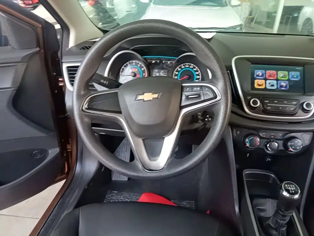 Chevrolet Cavalier — миниатюра 11