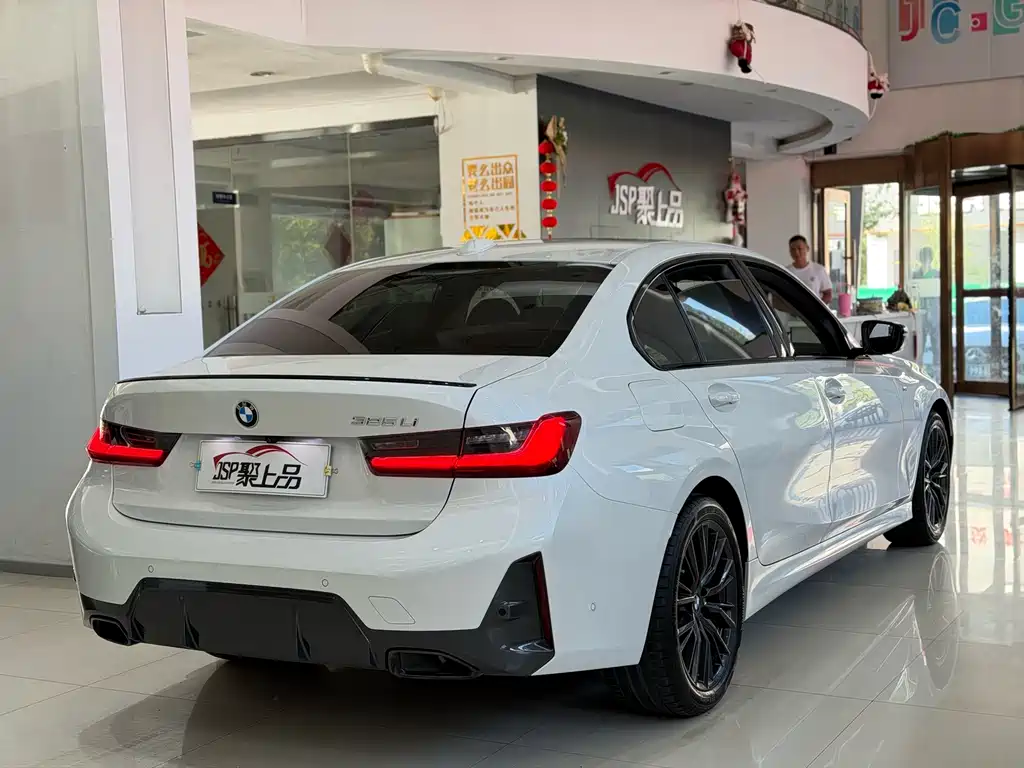 BMW 3 Series — миниатюра 13