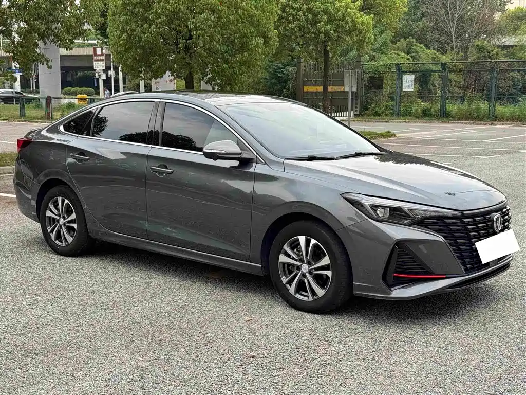 Changan Eado — миниатюра 10