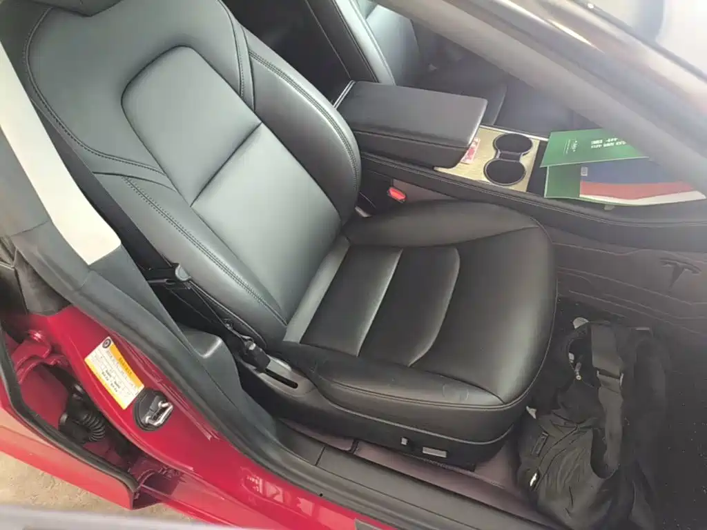 Tesla Model 3 — миниатюра 25