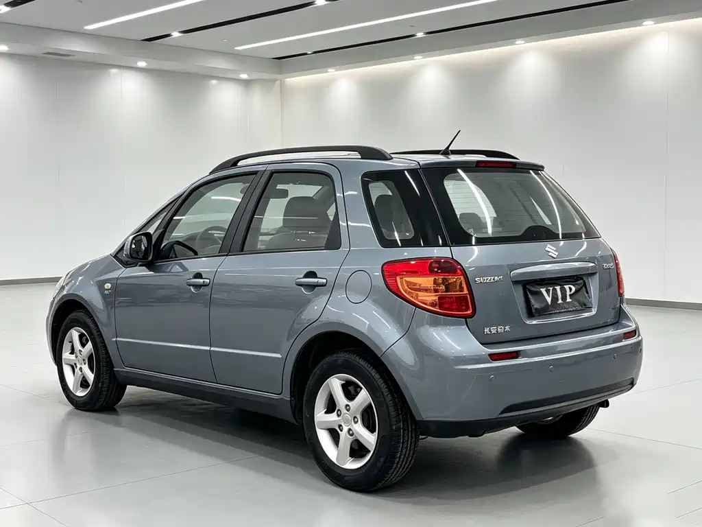 Suzuki SX4 2012 1.6L AT
