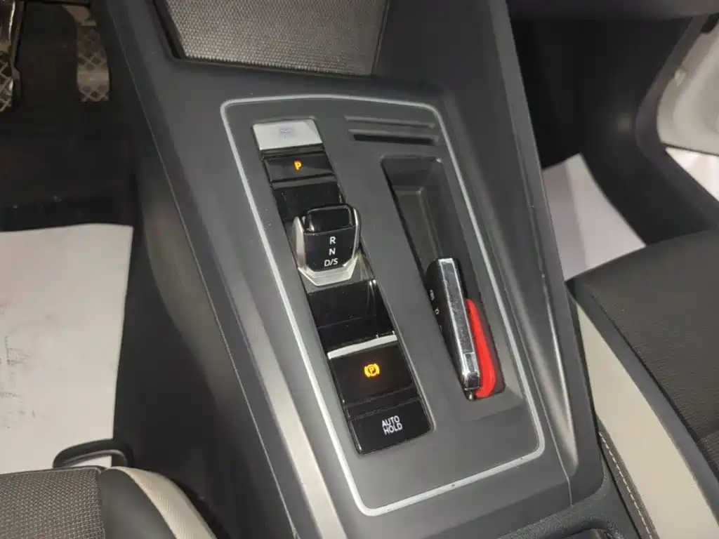 Volkswagen Golf — миниатюра 14
