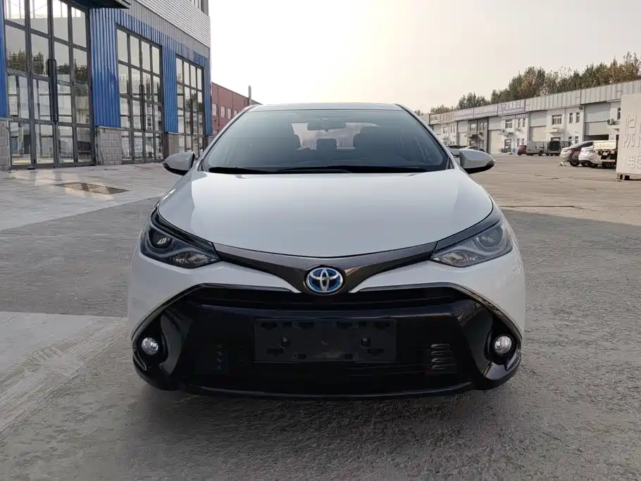 Toyota Levin Twin Engine E+ — миниатюра 2