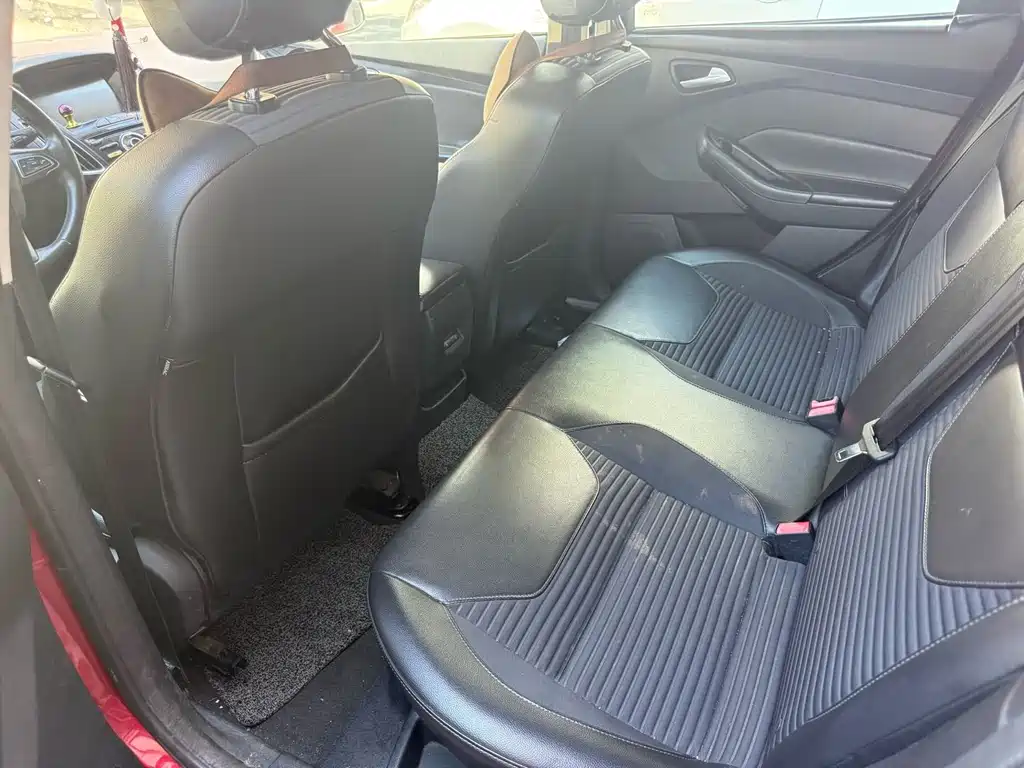Ford Focus — миниатюра 4
