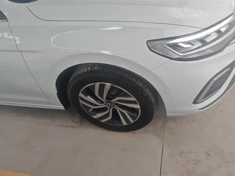 Volkswagen Bora 2025 200TSI DSG