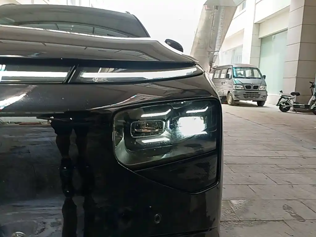 XPeng G9 — миниатюра 24