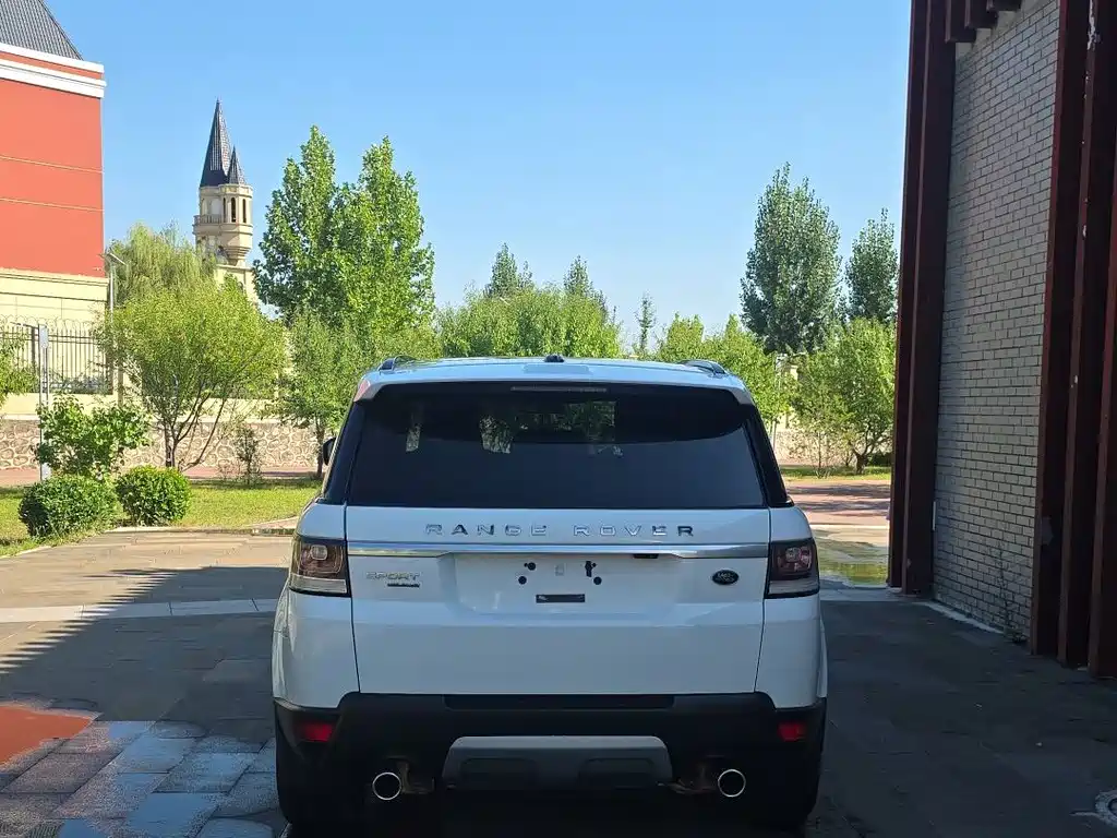 Land Rover Sport — миниатюра 4