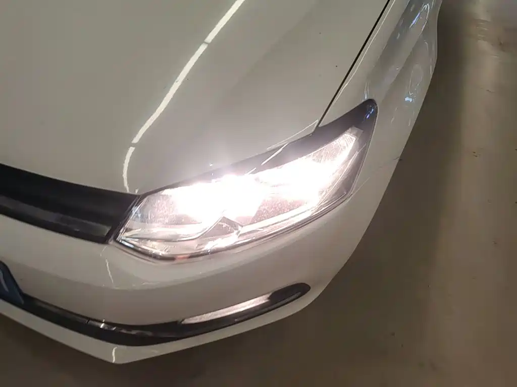 Volkswagen Polo — миниатюра 24
