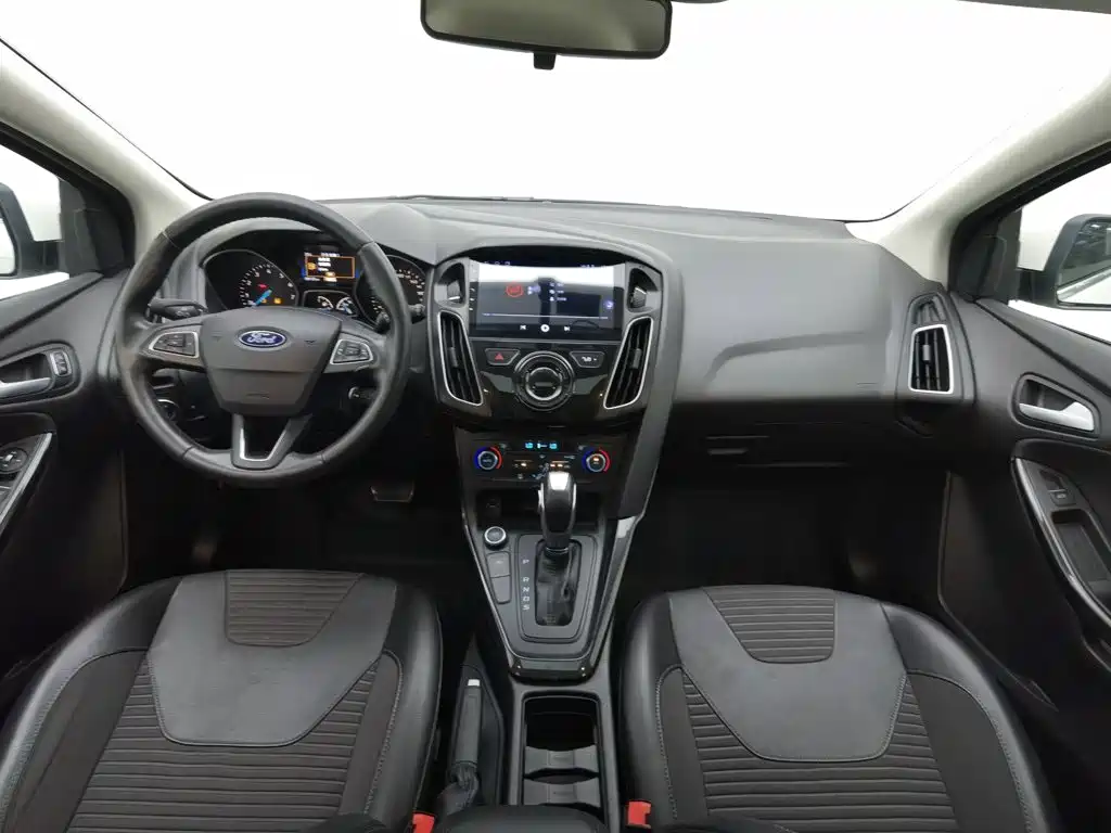 Ford Focus — миниатюра 5