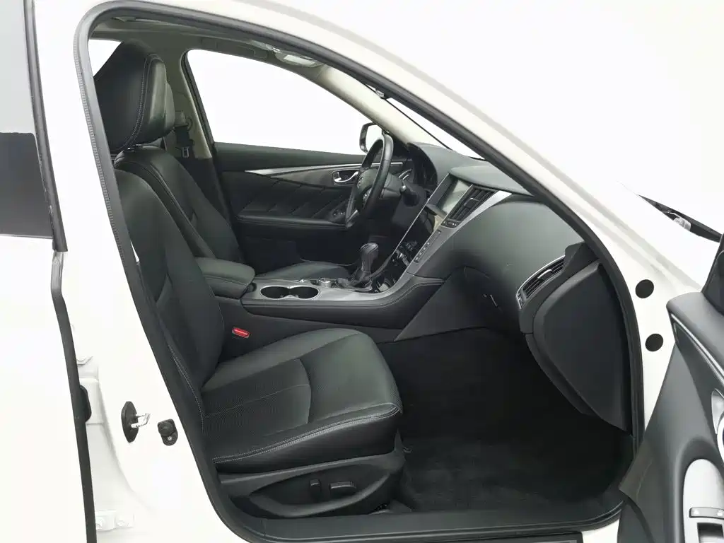 Infiniti Q50L — миниатюра 23