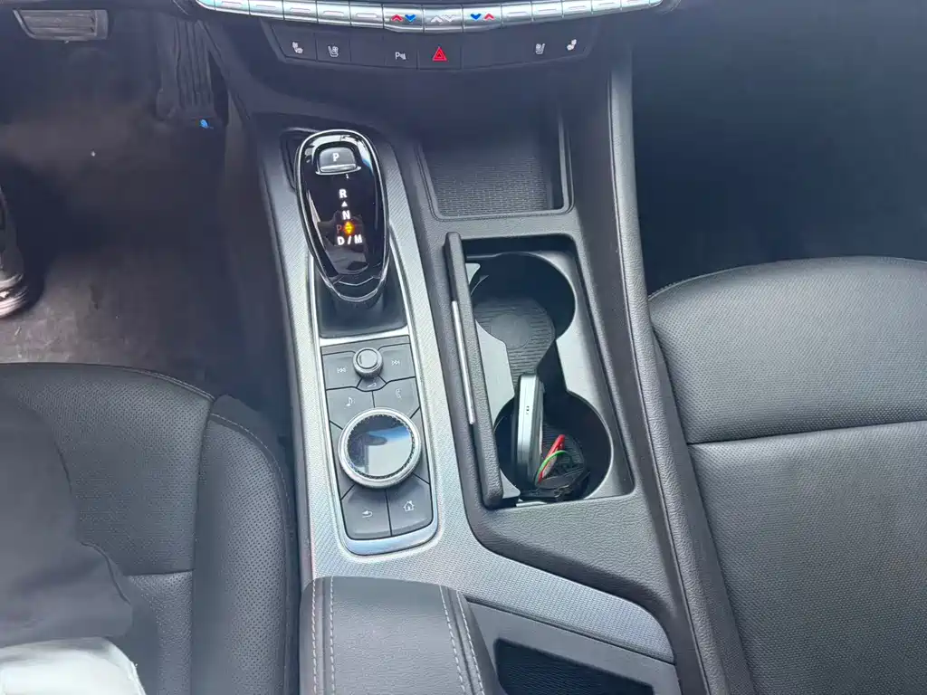 Cadillac CT5 — миниатюра 9