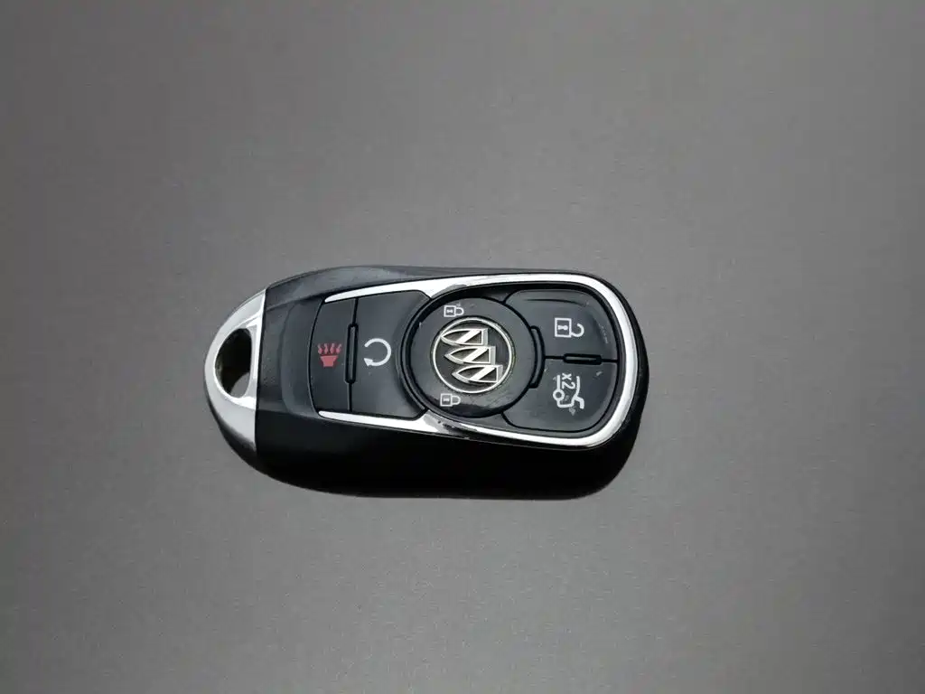 Buick LaCrosse — миниатюра 19