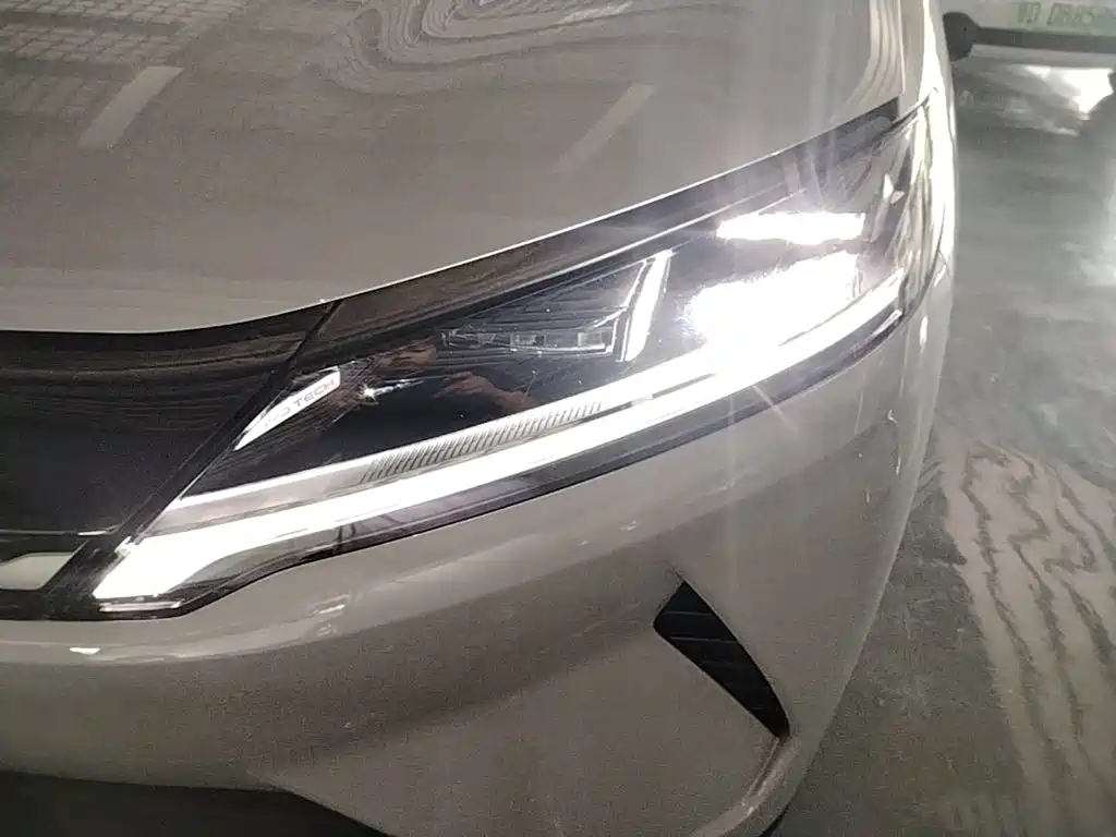 BYD Yuan UP — миниатюра 24
