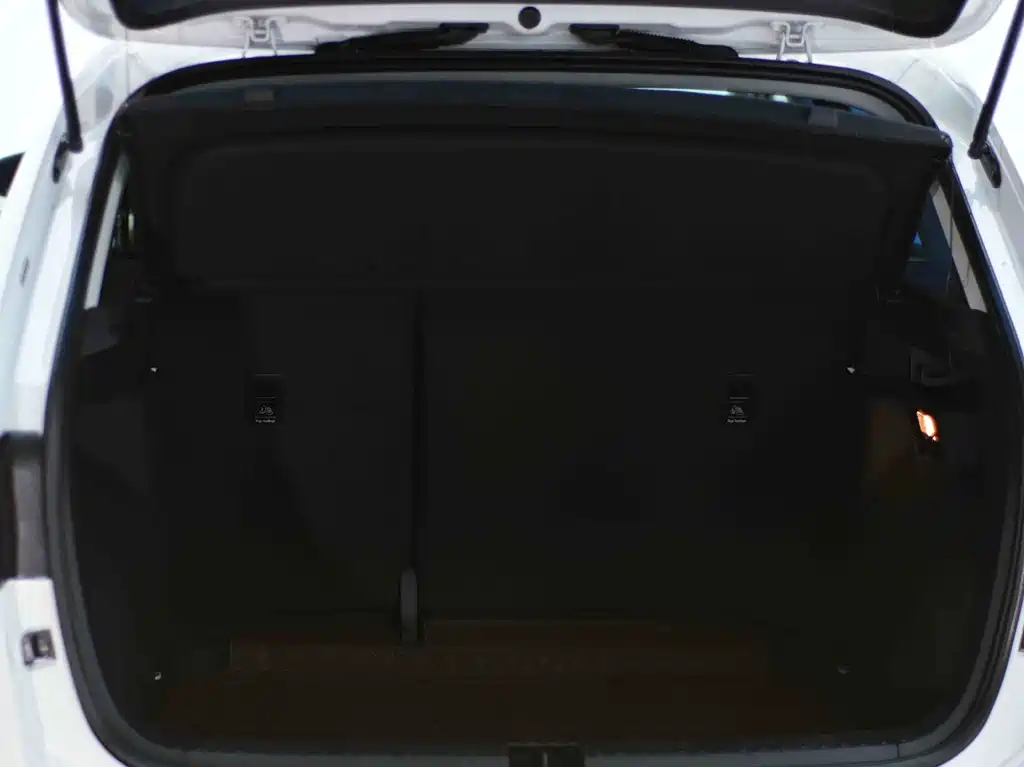 Volkswagen Tharu — миниатюра 13