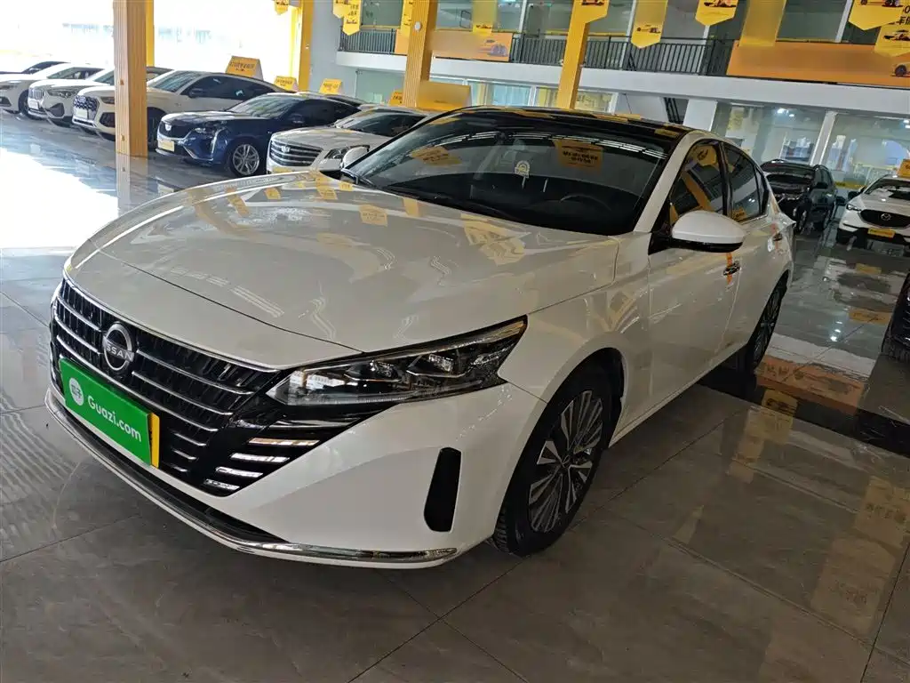 Nissan Teana 2023