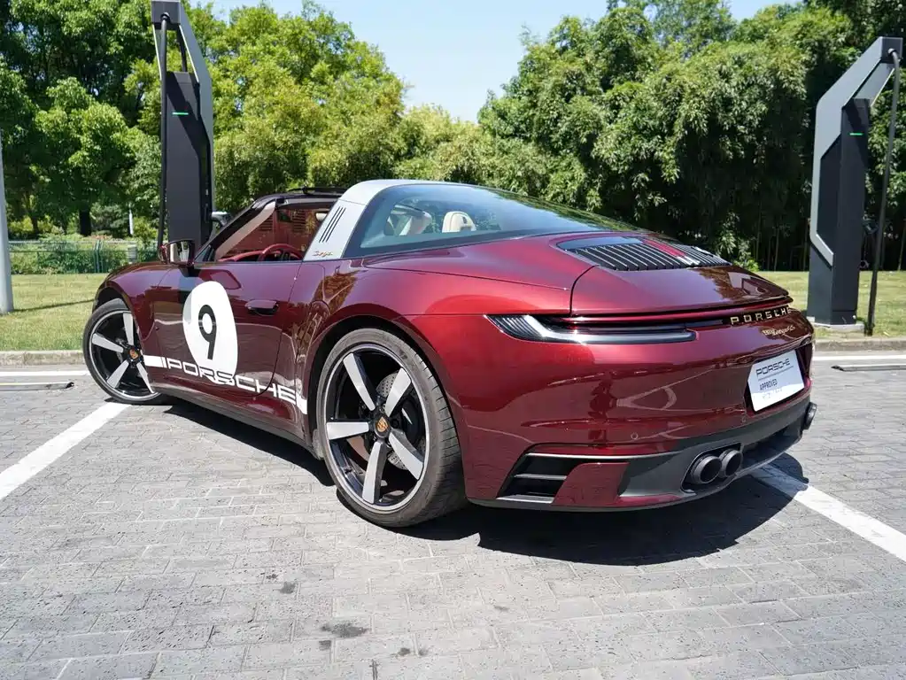 Porsche 911 — миниатюра 14