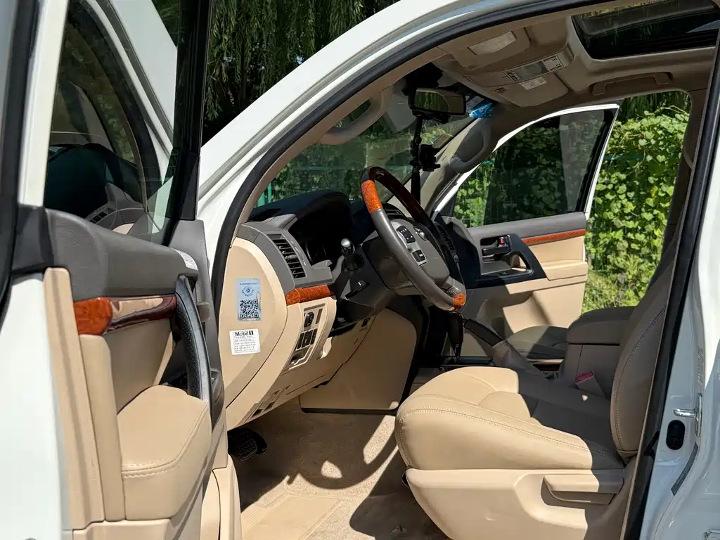 Toyota Land Cruiser — миниатюра 7