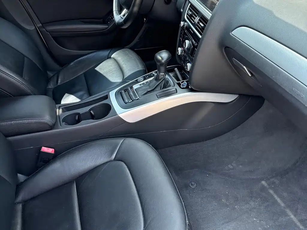Audi A4L — миниатюра 11