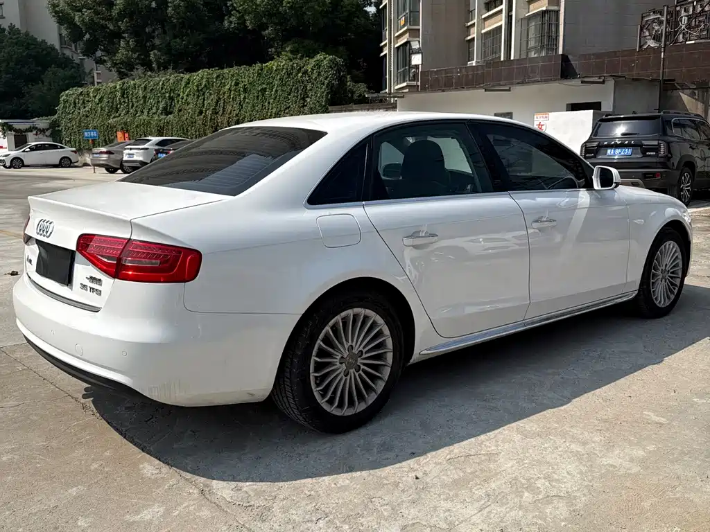 Audi A4L — миниатюра 16