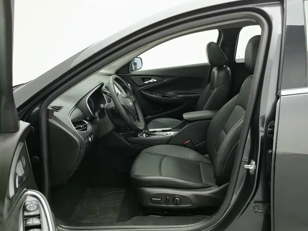 Chevrolet Malibu XL — миниатюра 10