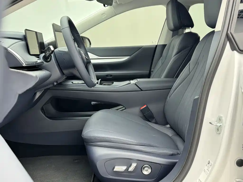 Buick L7 2025 Premium