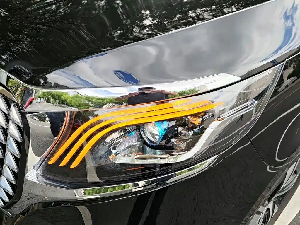 Mercedes-Benz Vito — миниатюра 21