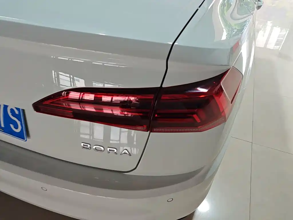 Volkswagen Bora — миниатюра 8