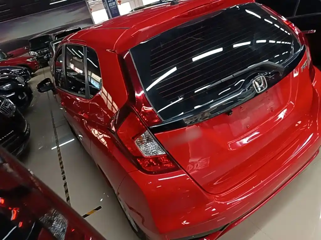 Honda Fit — миниатюра 5