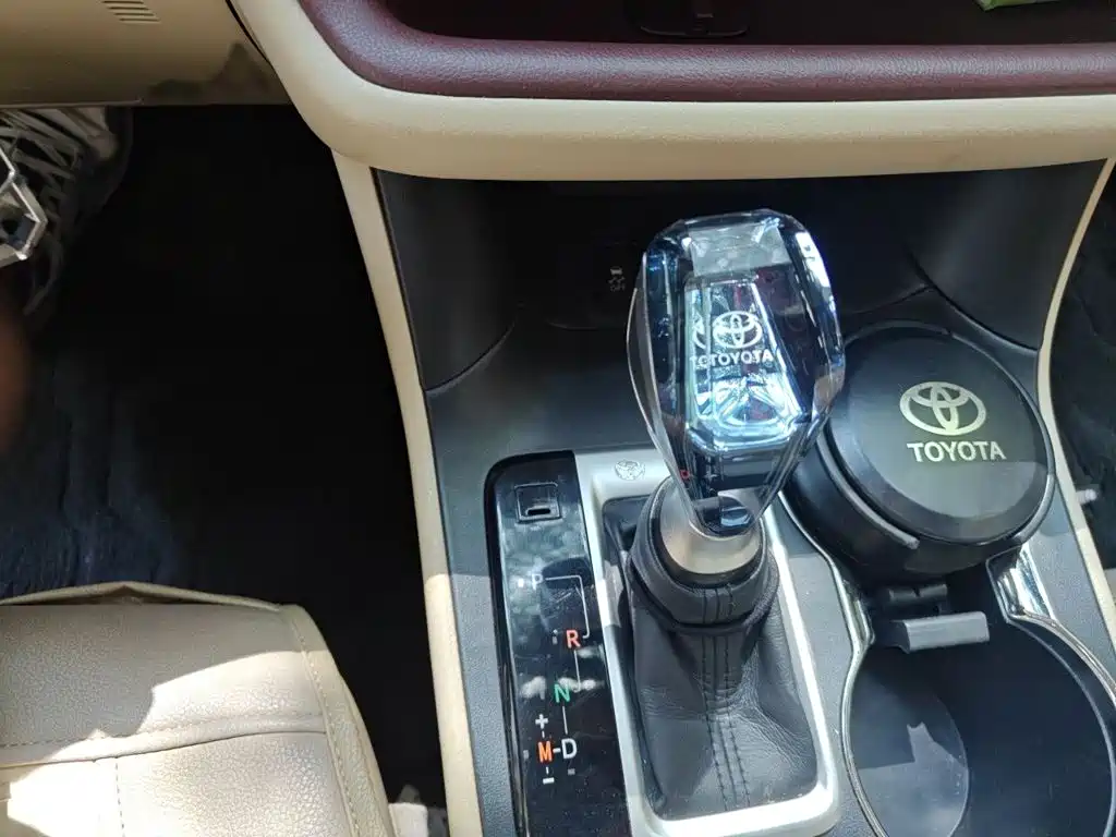 Toyota Highlander — миниатюра 7