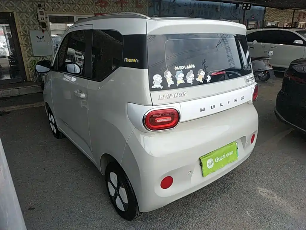 Wuling MINIEV — миниатюра 5
